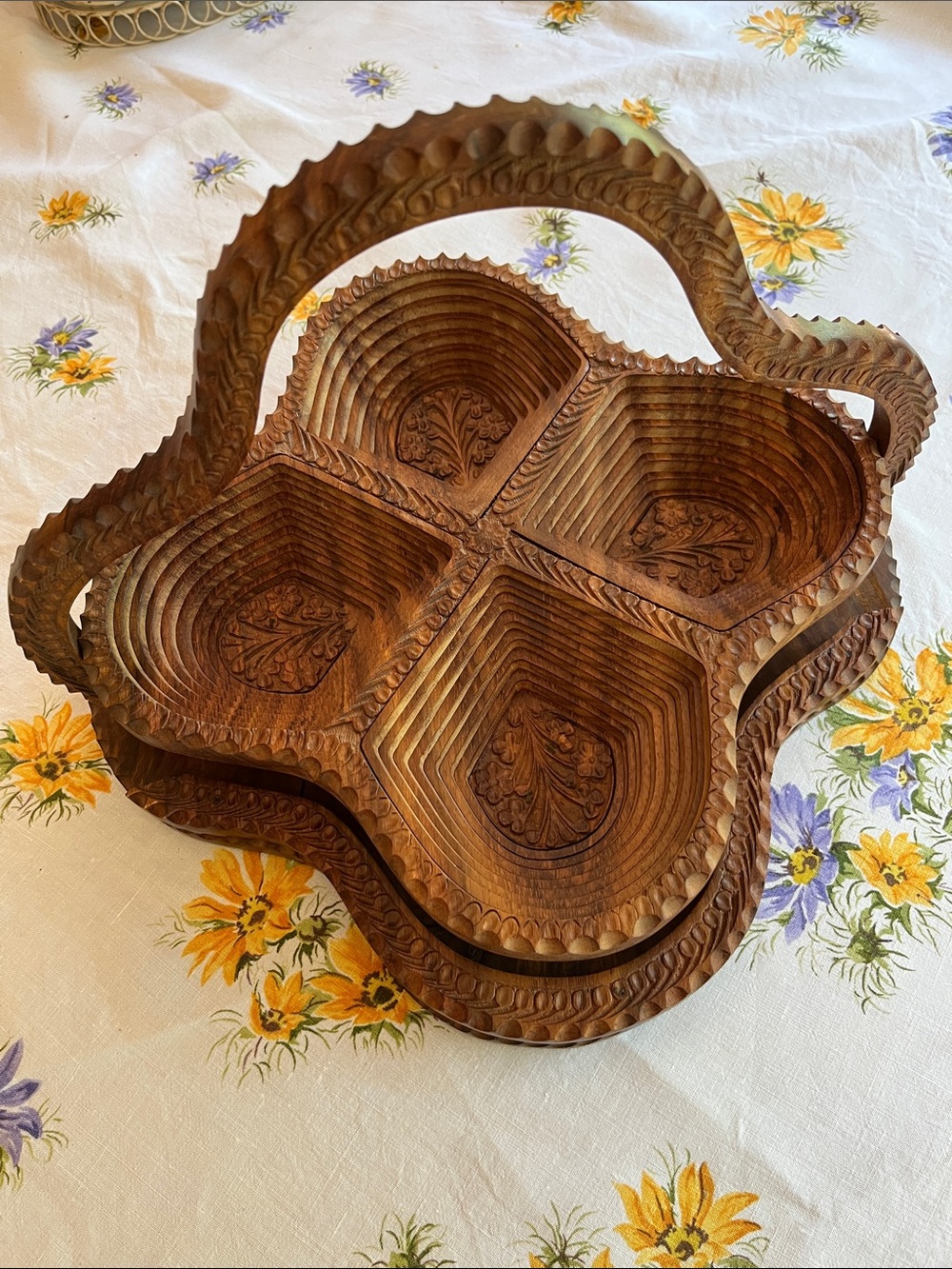Collapsable folding wooden Compartment basket ornate floral trivet multi-use